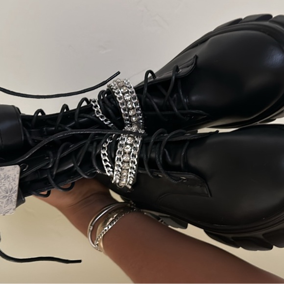 BRAND NEW mudd combat boots! size 8.5 - Picture 2 of 2